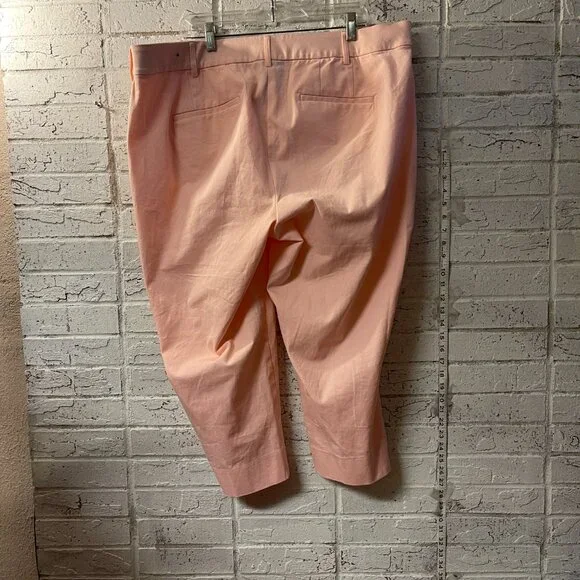 Lane Bryant The Lena Capri Pants 24 Pink Smart Stretch NWT - Picture 6 of 12